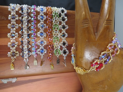 Bracciale fatto mano con - bracciale, a